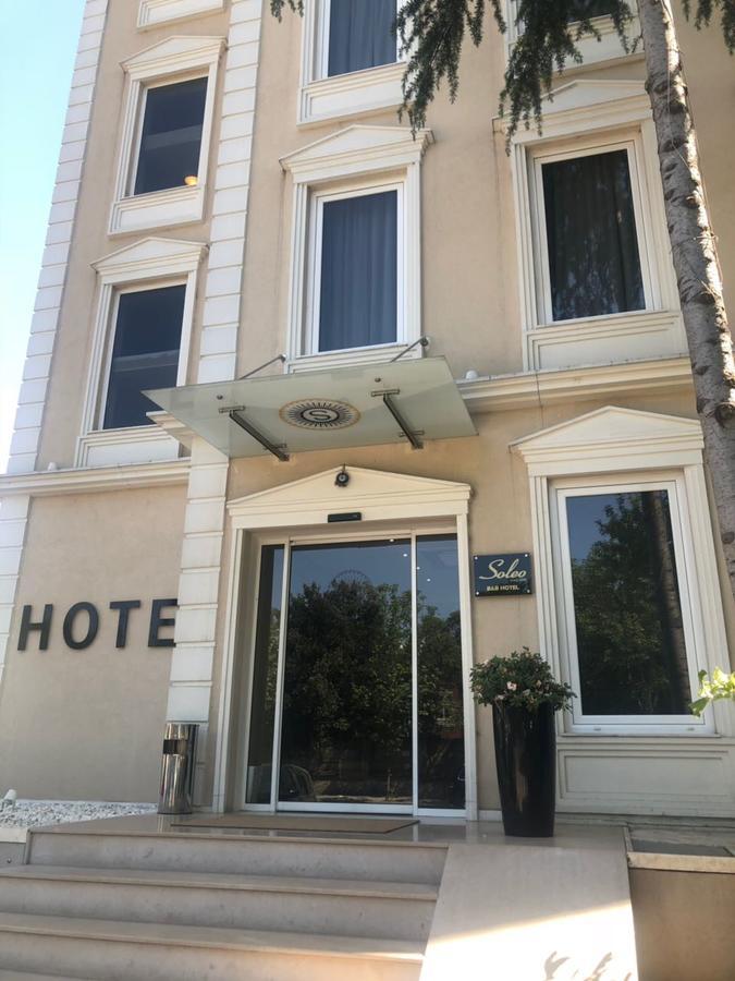 Soleo Hotel Тирана Экстерьер фото